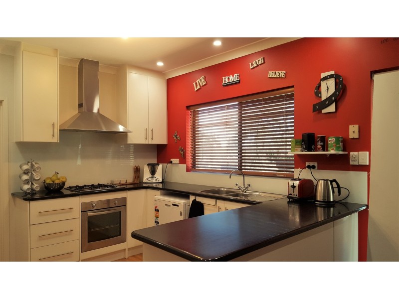 38 Booth Street, Mount Barker WA 6324