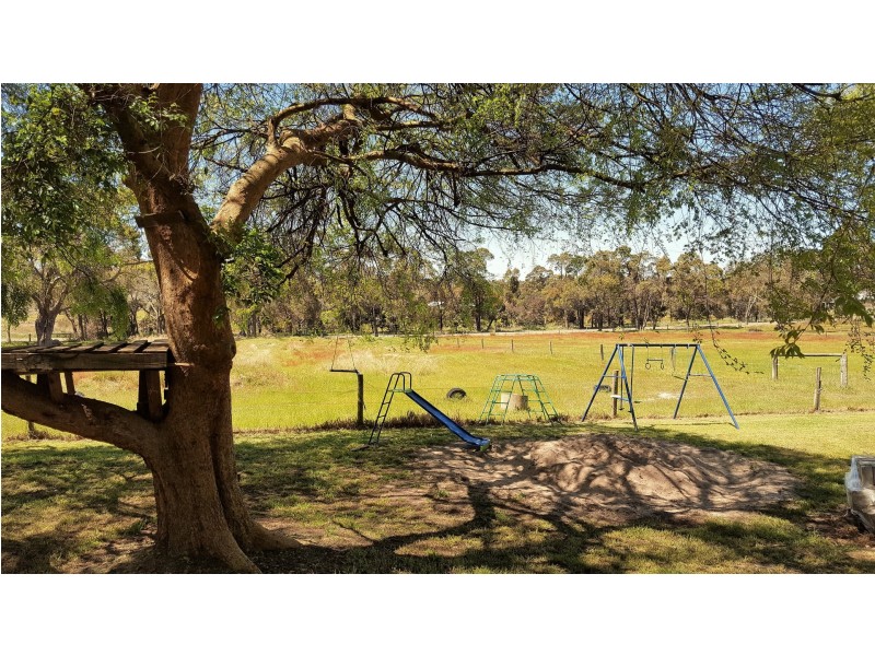 38 Booth Street, Mount Barker WA 6324