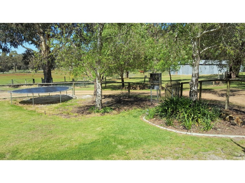 38 Booth Street, Mount Barker WA 6324