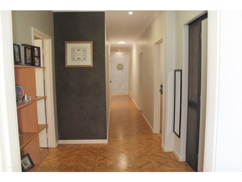 38 Booth Street, Mount Barker WA 6324