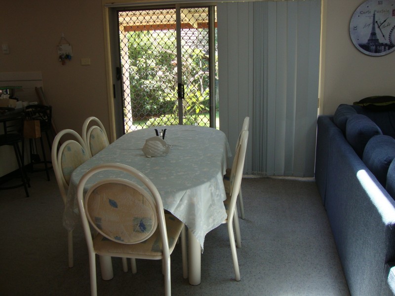 8 Tasman Court, Caves Beach NSW 2281