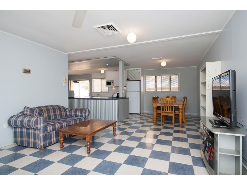 5 Stokes-Hughes St, Exmouth WA 6707