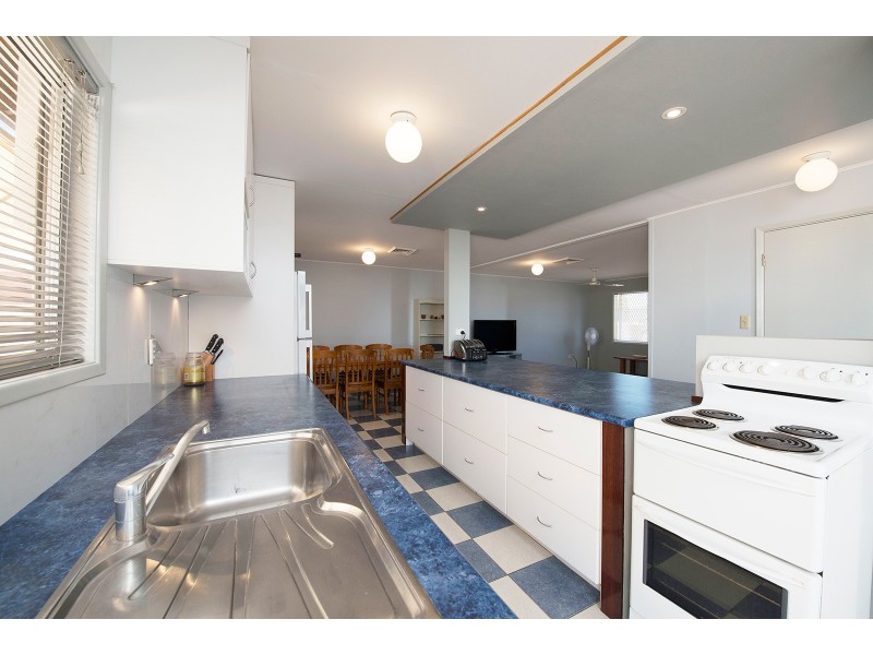 5 Stokes-Hughes St, Exmouth WA 6707