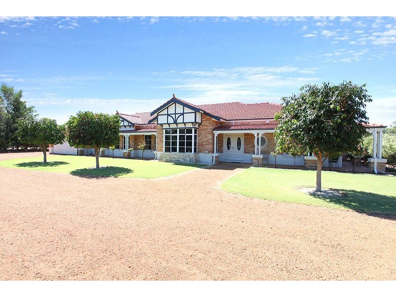 19 Bevan Loop, Roelands WA 6226