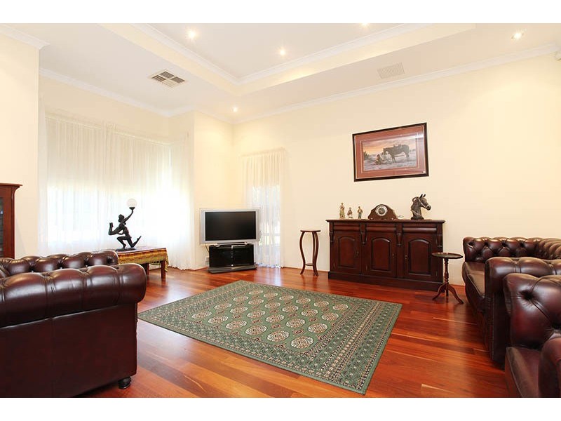 19 Bevan Loop, Roelands WA 6226