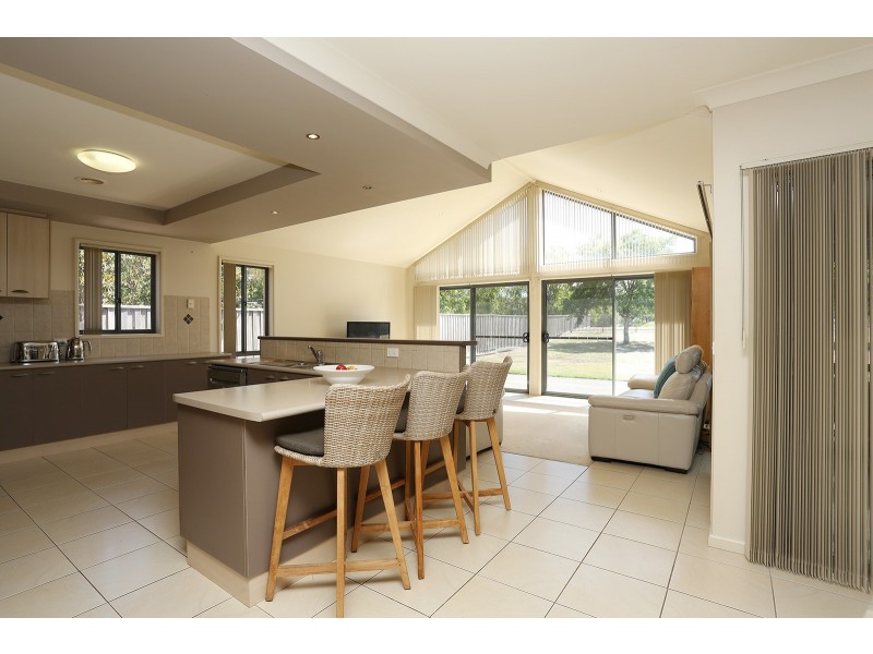 46 Augusta Way, Hidden Valley VIC 3756