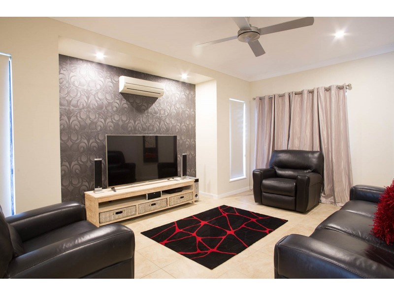 10 Riverstone Court, Mount Louisa QLD 4814