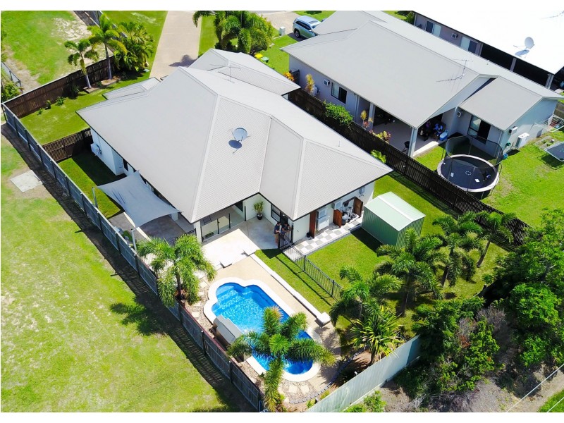 10 Riverstone Court, Mount Louisa QLD 4814