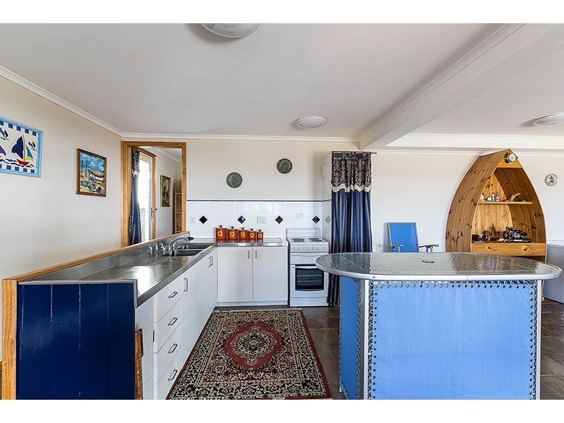 75 Wattle Grove, Loch Sport VIC 3851