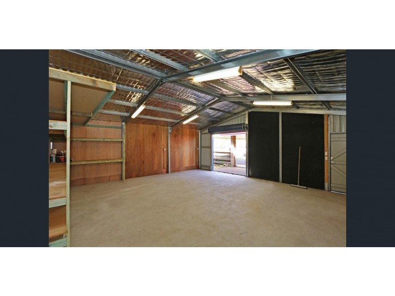 15 Armanta Dr, Carey Park WA 6230