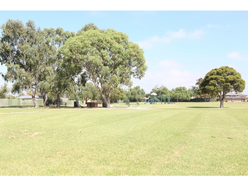 324 Corrigan Road, Keysborough VIC 3173