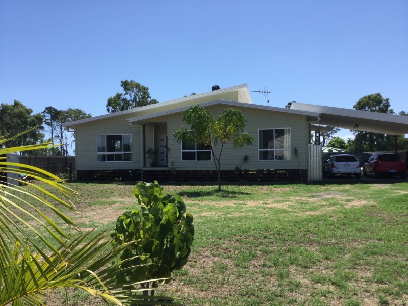 9 Dundowran Beach Esplanade, Dundowran Beach QLD 4655