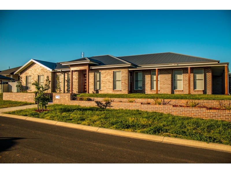 3 Lorikeet Drive, Calala NSW 2340