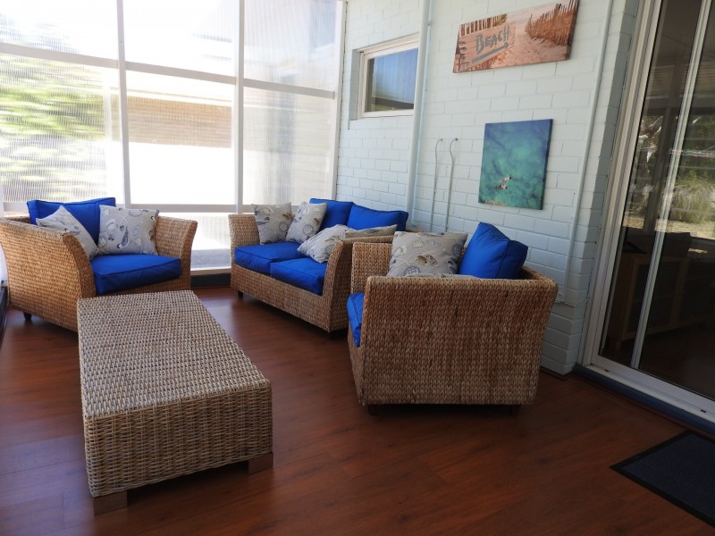 6 Estuary Place, Wannanup WA 6210