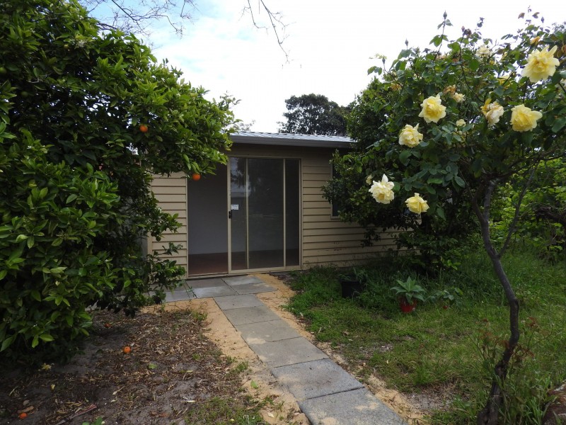 6 Estuary Place, Wannanup WA 6210