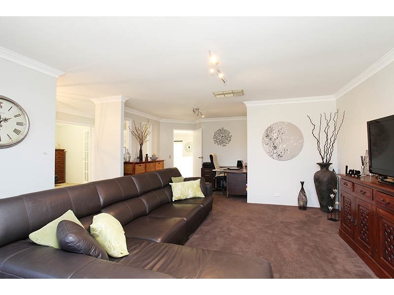 1 Hurst Trail, Clarkson WA 6030