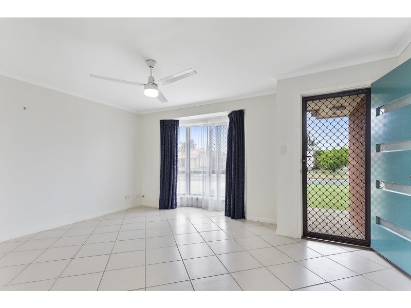 60 Lapoinya Crescent, Warana QLD 4575