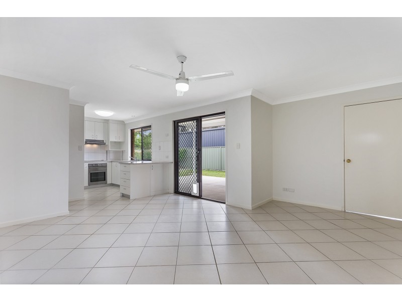 60 Lapoinya Crescent, Warana QLD 4575