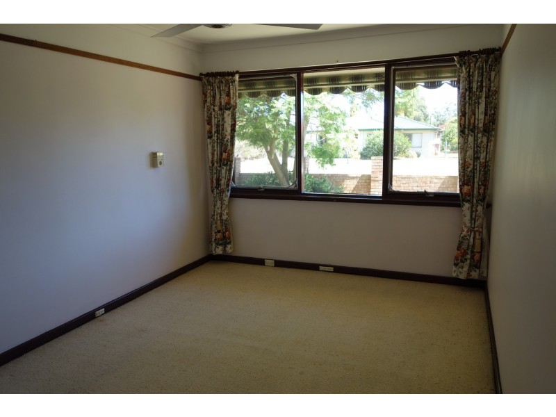 34 Edinbridge Road, Kenwick WA 6107