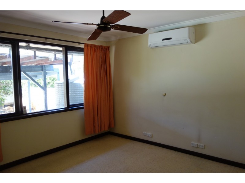 34 Edinbridge Road, Kenwick WA 6107