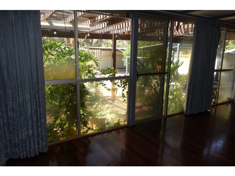 34 Edinbridge Road, Kenwick WA 6107