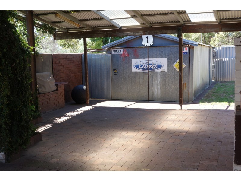 34 Edinbridge Road, Kenwick WA 6107