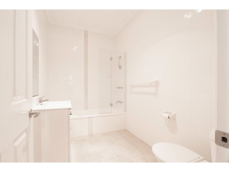 13C Macquarie Road, Morisset NSW 2264