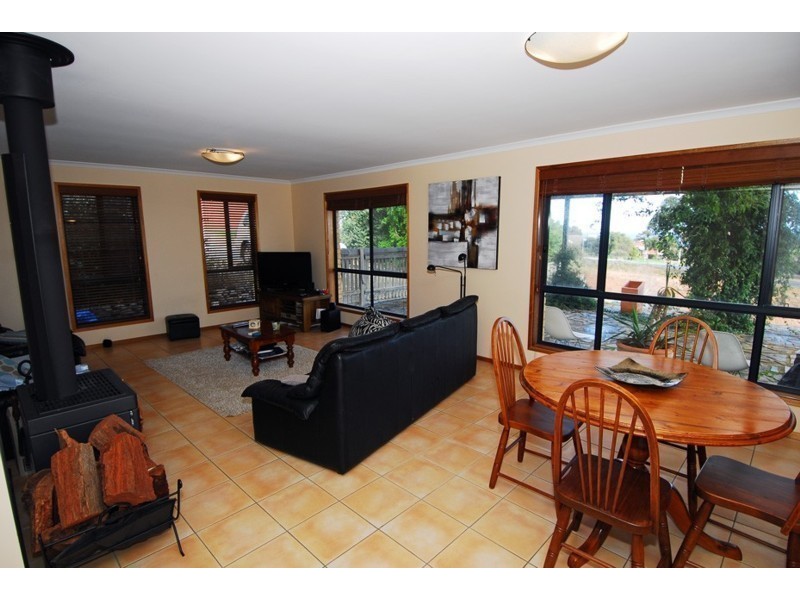 4 Cadna Street, Hallett Cove SA 5158