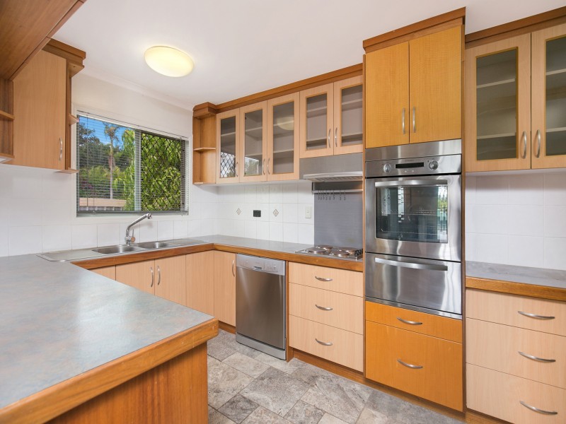 30 Rowanda Street, Slacks Creek QLD 4127