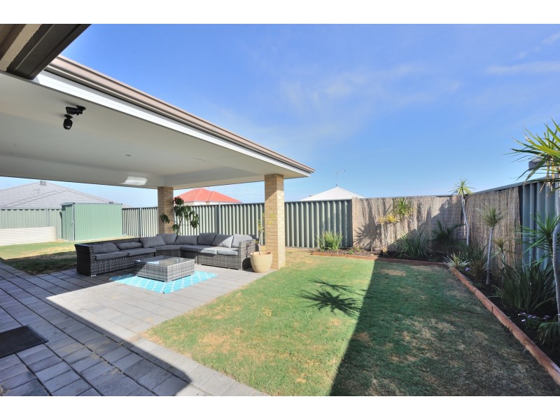 18 Lookout Vista, Singleton WA 6175