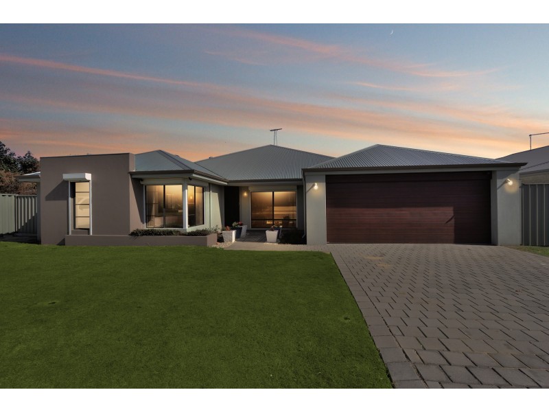18 Lookout Vista, Singleton WA 6175