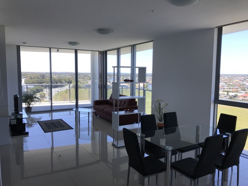 11108/25 East Quay Drive, Biggera Waters QLD 4216