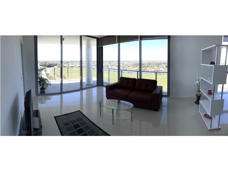 11108/25 East Quay Drive, Biggera Waters QLD 4216