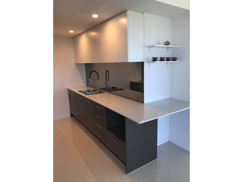 11108/25 East Quay Drive, Biggera Waters QLD 4216