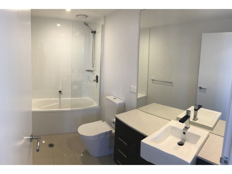 11108/25 East Quay Drive, Biggera Waters QLD 4216