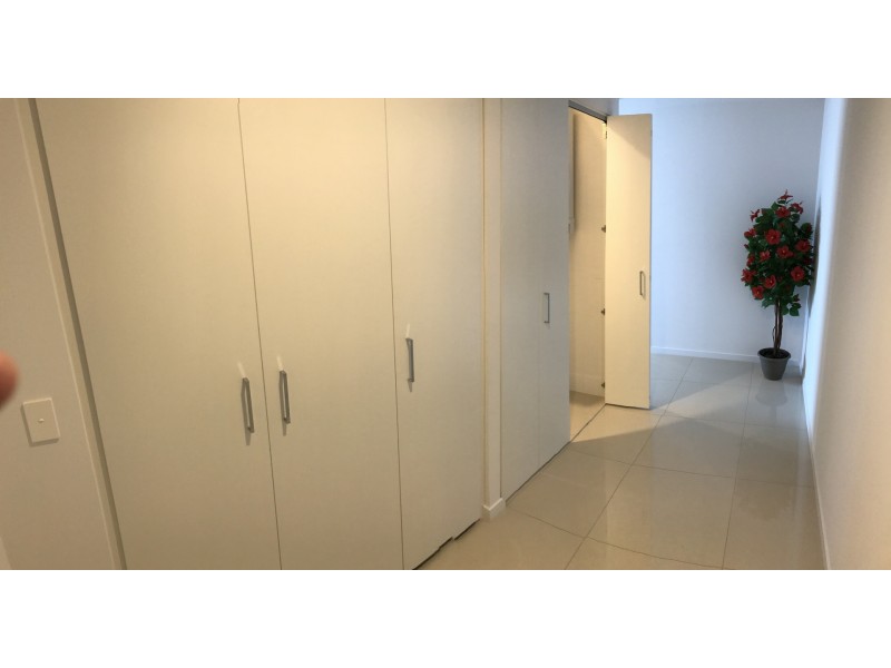 11108/25 East Quay Drive, Biggera Waters QLD 4216