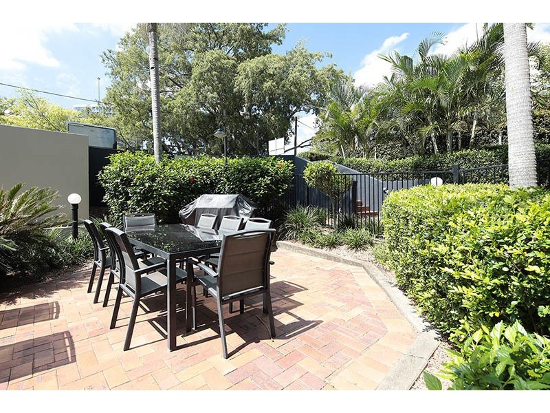 15/245 Main Street, Kangaroo Point QLD 4169