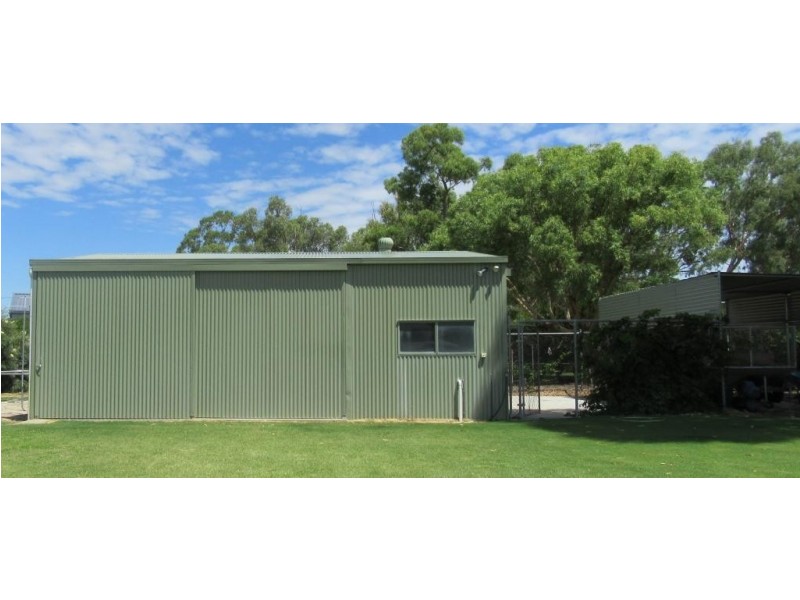 11 Housden Close, Muchea WA 6501