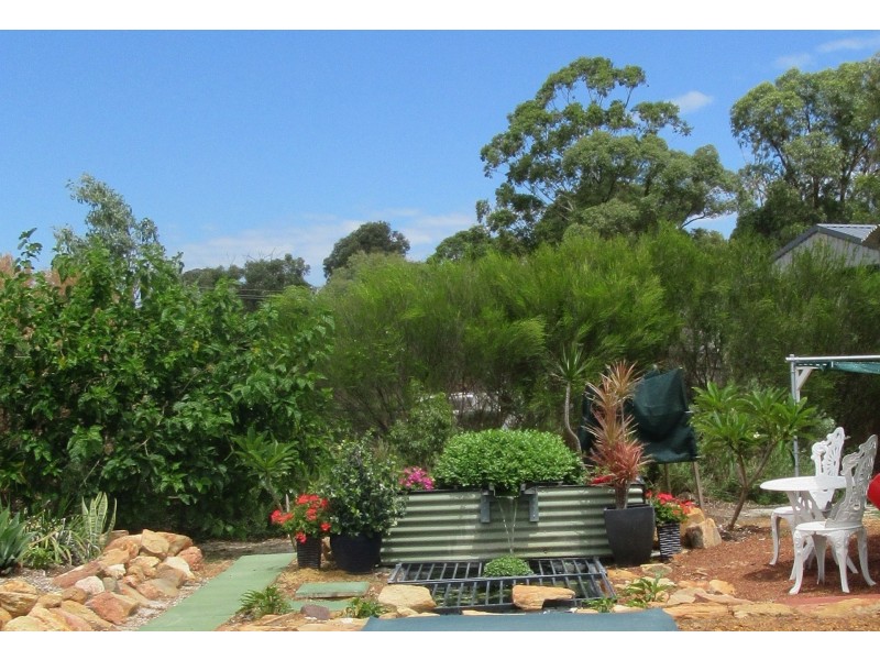 11 Housden Close, Muchea WA 6501