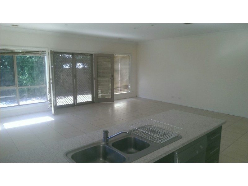 42A Dumfries street, Deer Park VIC 3023