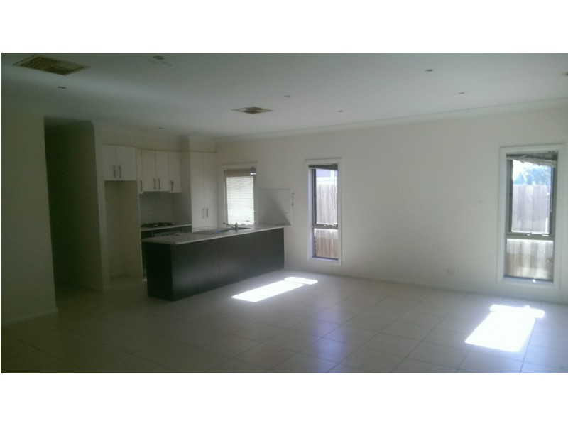 42A Dumfries street, Deer Park VIC 3023