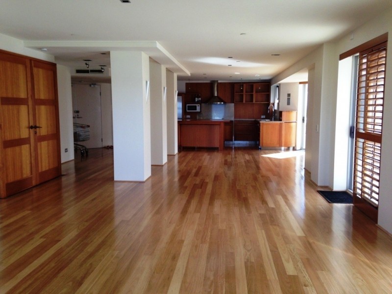 124/12 Commodore Drive, Surfers Paradise QLD 4217