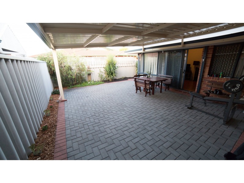 2/41 Cyril Street, Bassendean WA 6054