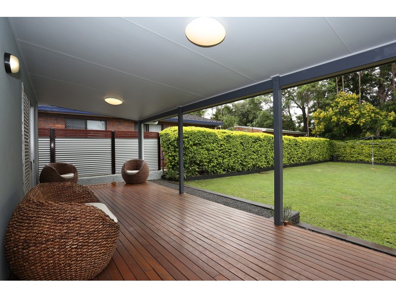 25 Hillcrest Avenue, Nambour QLD 4560