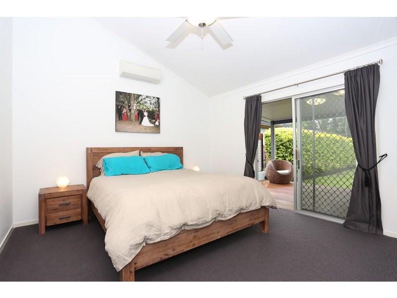 25 Hillcrest Avenue, Nambour QLD 4560