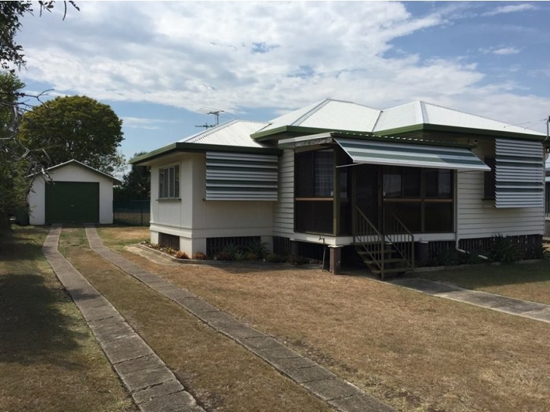 40 Dwyer Street, Silkstone QLD 4304