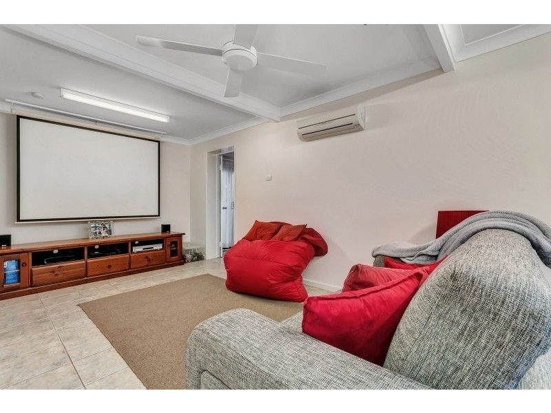 21 Murchison Street, Whitfield QLD 4870