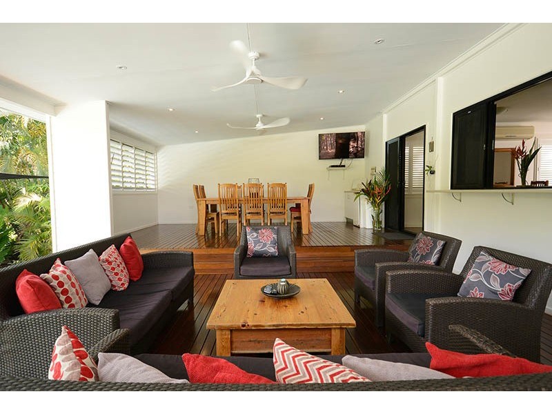21 Murchison Street, Whitfield QLD 4870
