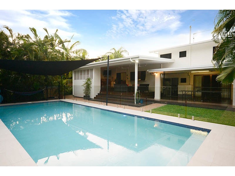 21 Murchison Street, Whitfield QLD 4870
