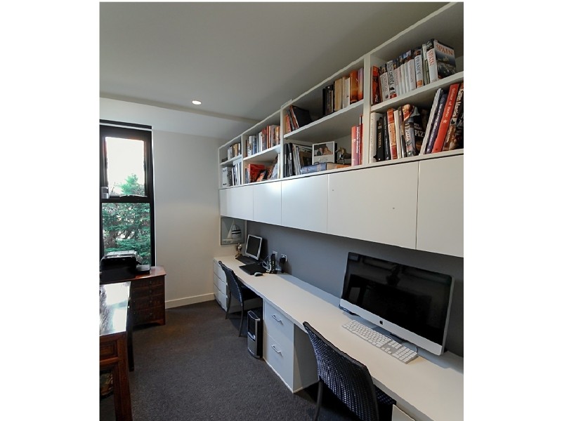 17/4 Dudley Street, Brighton VIC 3186